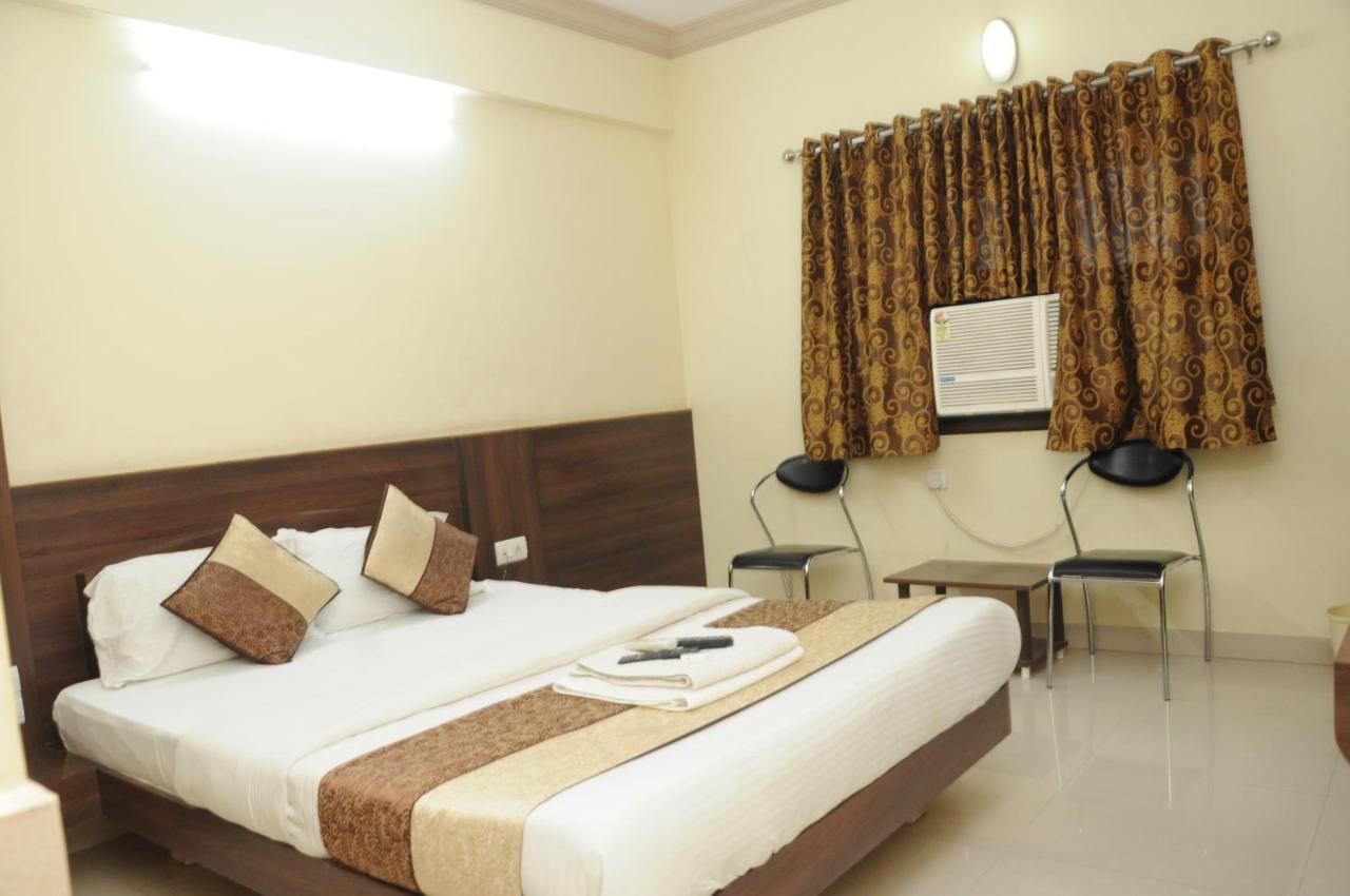 Hotel Bansi Dwarka  Exterior photo